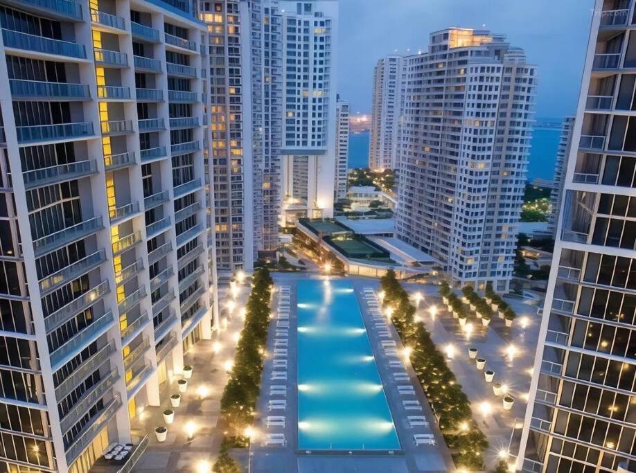 W Hotel Luxury High Rise Маямі Екстер'єр фото