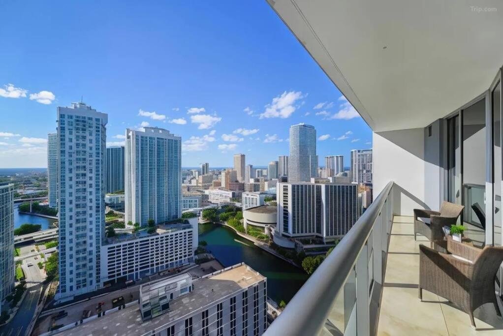 W Hotel Luxury High Rise Маямі Екстер'єр фото